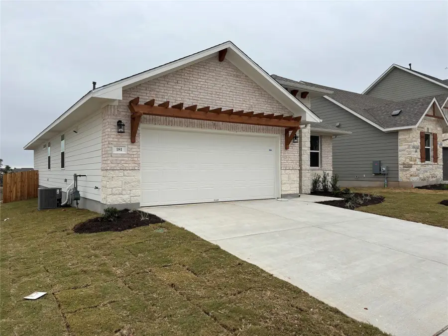 181 Crater Lake Dr, Dripping Springs, TX 78620 - Image #2