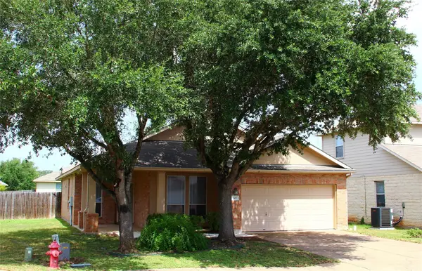 107 Buck Shot Ct, Bastrop, TX 78602