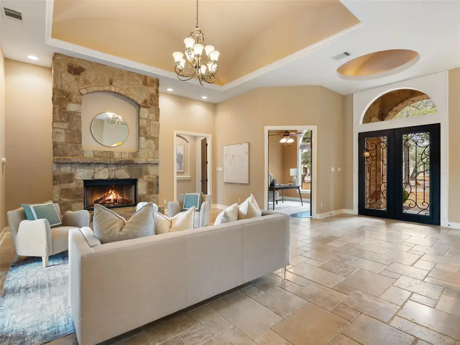 104 Gabriels Loop, Georgetown, TX 78628 - Image #3