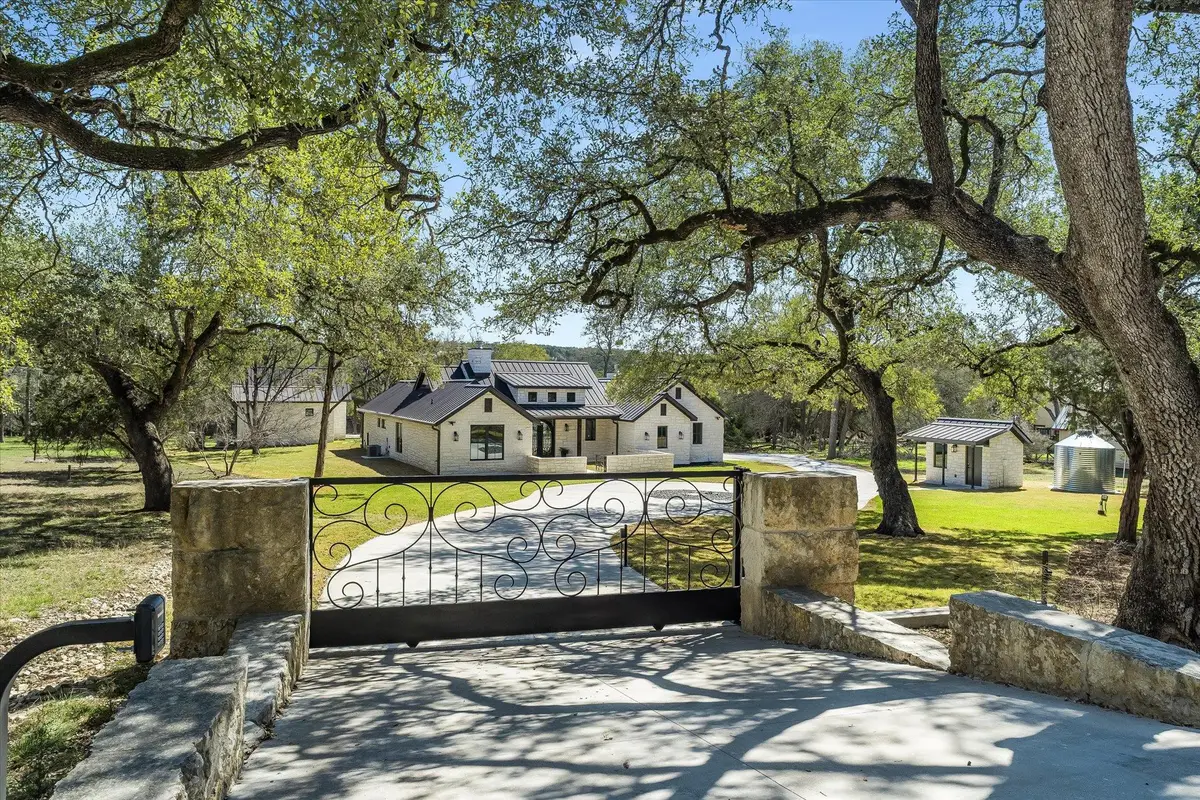 312 Rancho Grande Dr, Wimberley, TX 78676 - #1