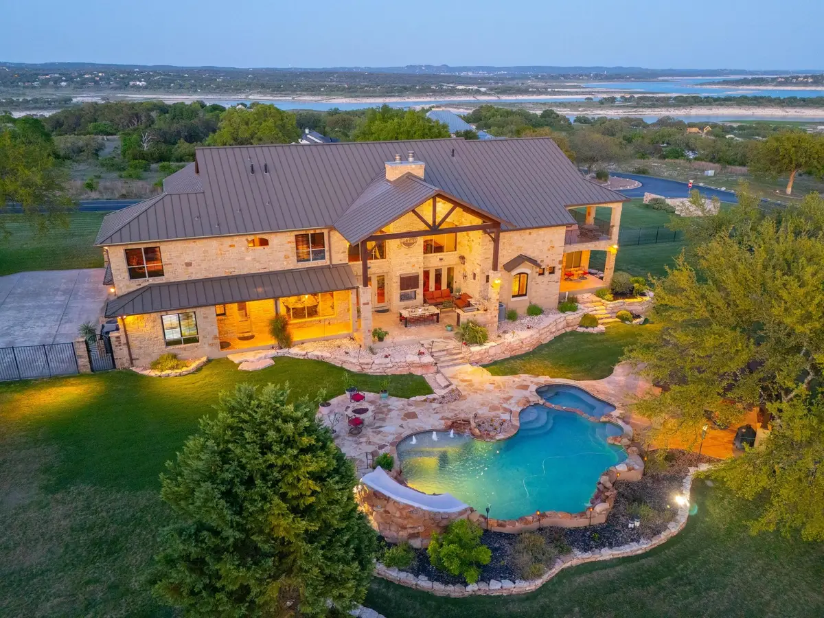 1298 Mystic Pkwy, Spring Branch, TX 78070 - Image #1