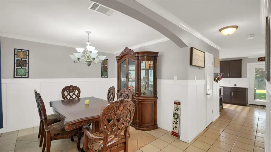 12205 Kilmartin Ln, Austin, TX 78754 - Image #2