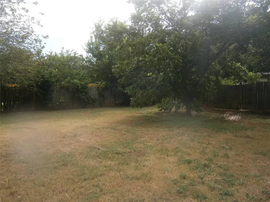 1104 Gardner Rd, Austin, TX 78721 - Image #3