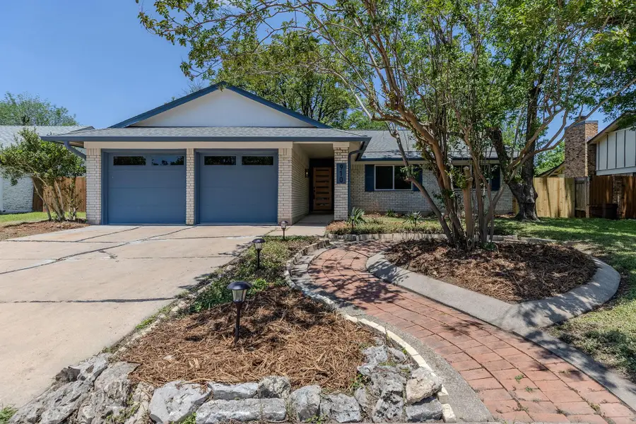 910 Cripple Creek Dr, Austin, TX 78758 - #2
