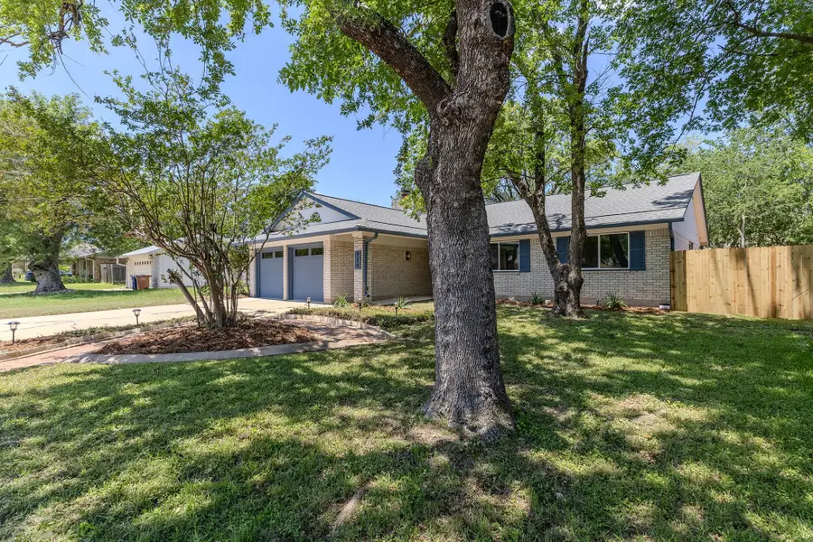 910 Cripple Creek Dr, Austin, TX 78758 - #3