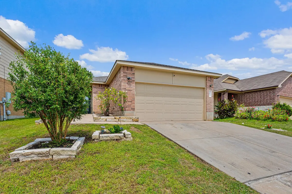 9000 Southwick Dr, Austin, TX 78724 - #1