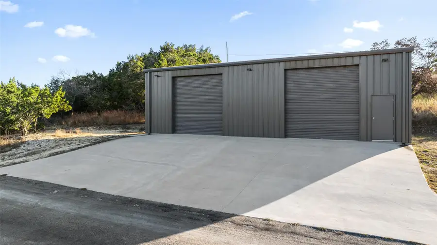 810-1 Kothmann Rd, Dripping Springs, TX 78620 - Image #2