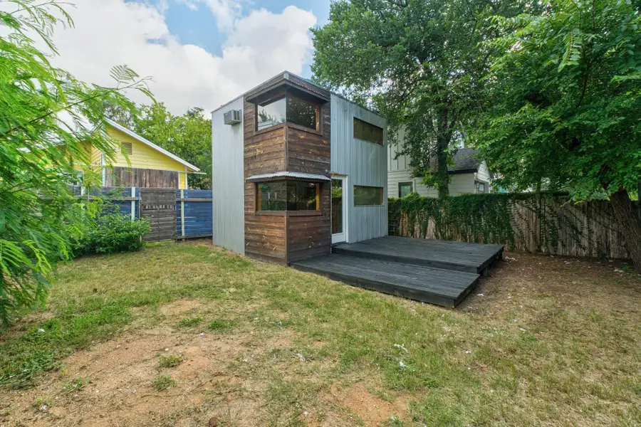 2403 E 11th St, Austin, TX 78702 - #2