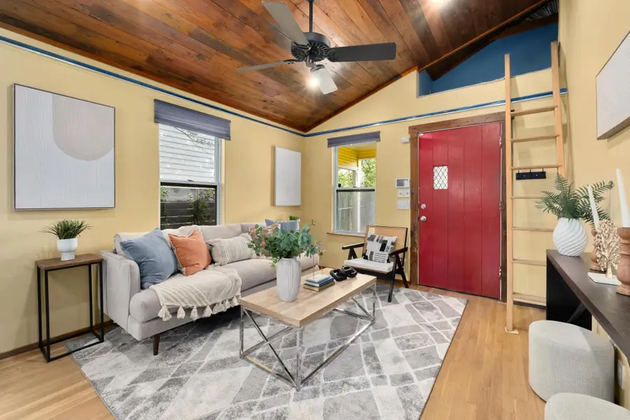 2403 E 11th St, Austin, TX 78702 - #3