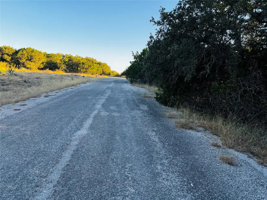 21448 Santa Rosa Ave, Lago Vista, TX 78645 - Image #2