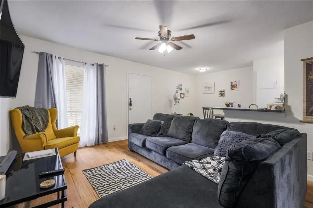 2207 Leon St #203, Austin, TX 78705 - #1