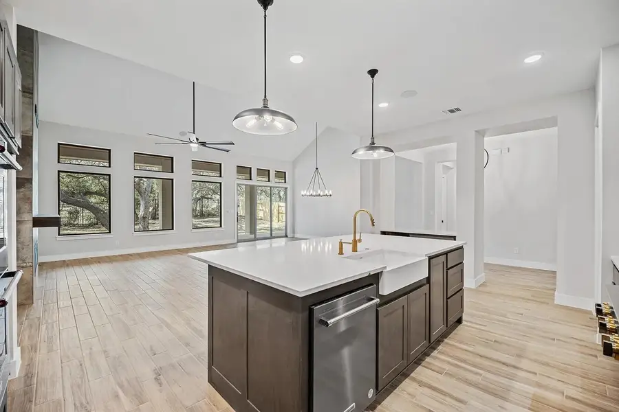 390 Crosswater Ln, Dripping Springs, TX 78620 - Image #3