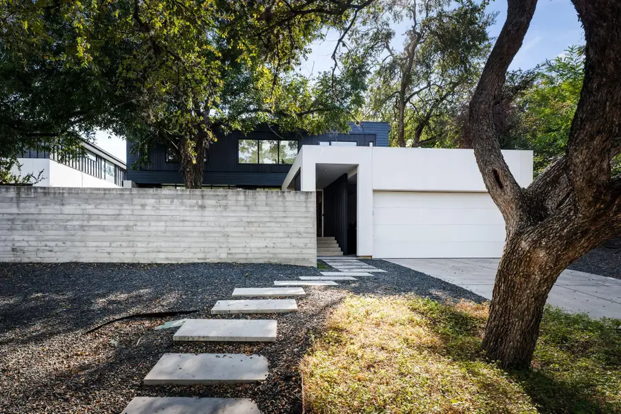 2005 Melridge Pl, Austin, TX 78704 - Image #2