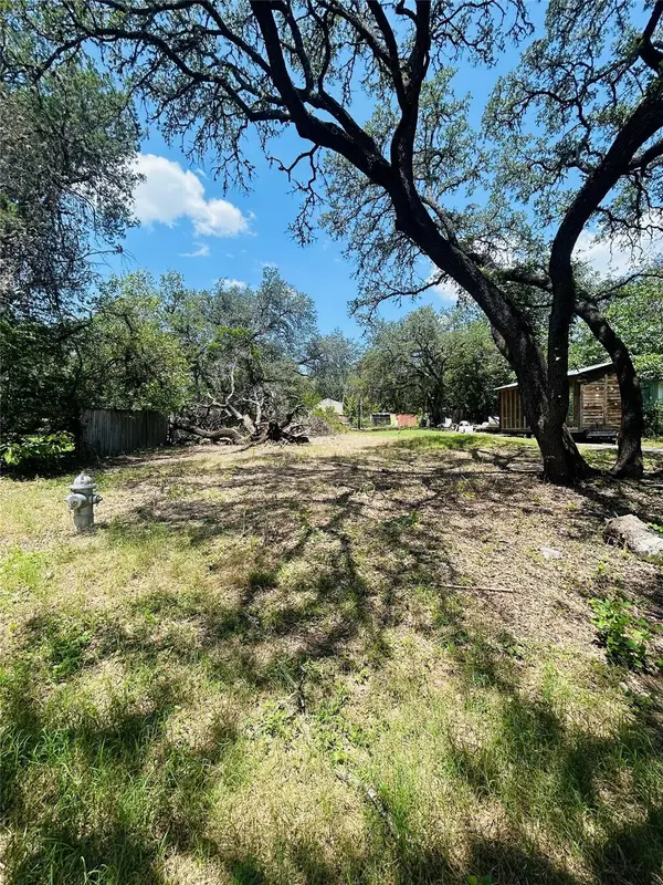 7900 Persimmon Trl, Austin, TX 78745