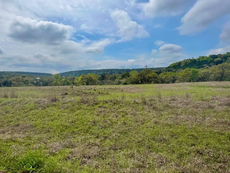 148 Red Hawk Rd, Wimberley, TX 78676 - Image #2