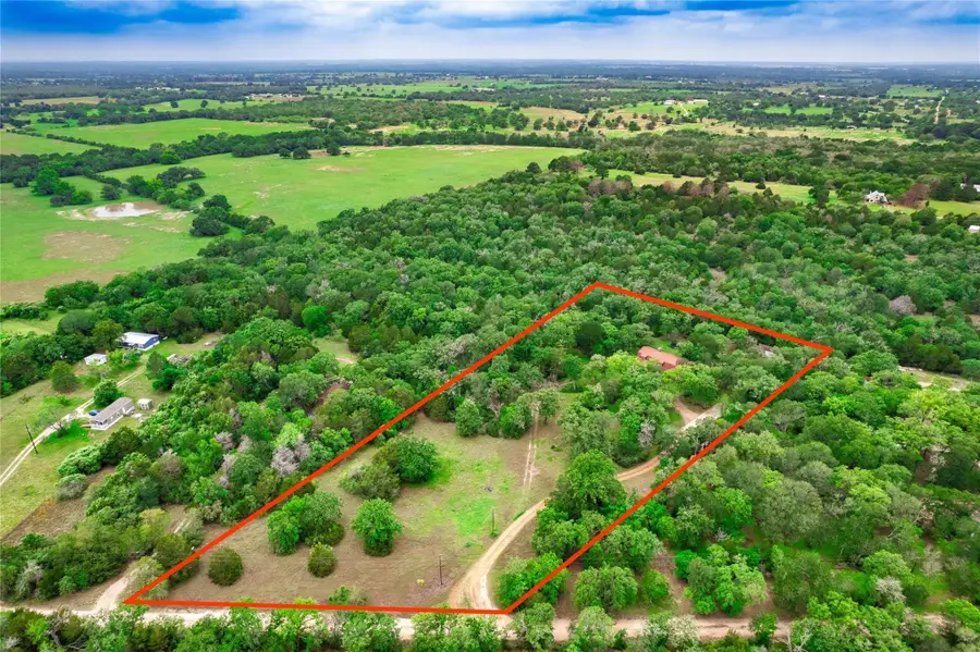 222 Indiana Rd, Lockhart, TX 78644 - #2
