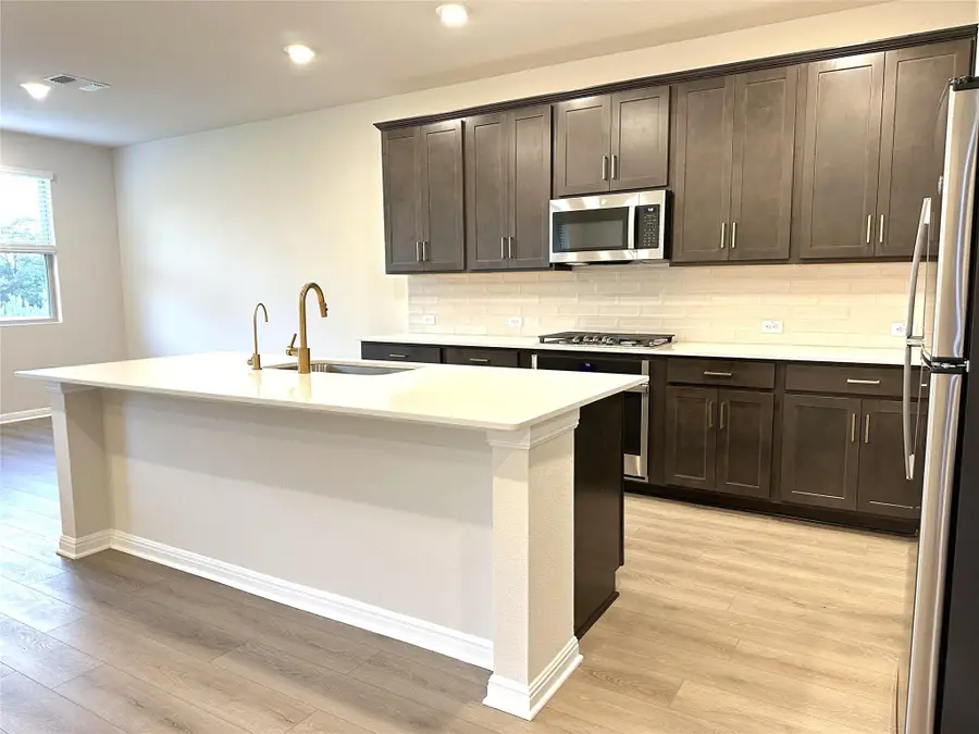 165 Rita Blanca Bnd, Bastrop, TX 78602 - Image #2