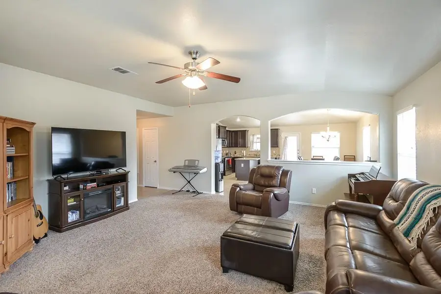 200 Splawn Ranch Rd, Killeen, TX 76542 - Image #2