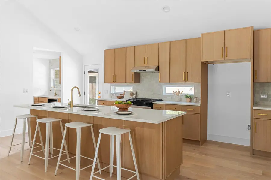 5503 Delwood Dr, Austin, TX 78723 - Image #3