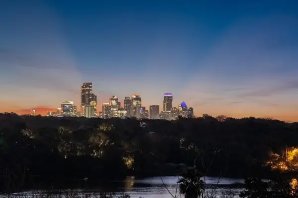 2007 Lakeshore Dr, Austin, TX 78746