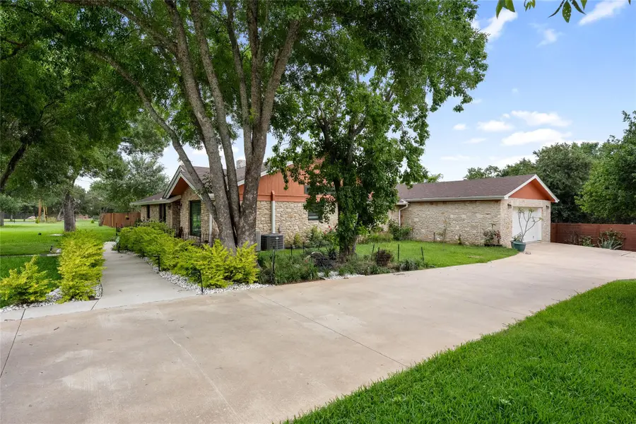 301 Oak Ridge Rd, Georgetown, TX 78628 - #3