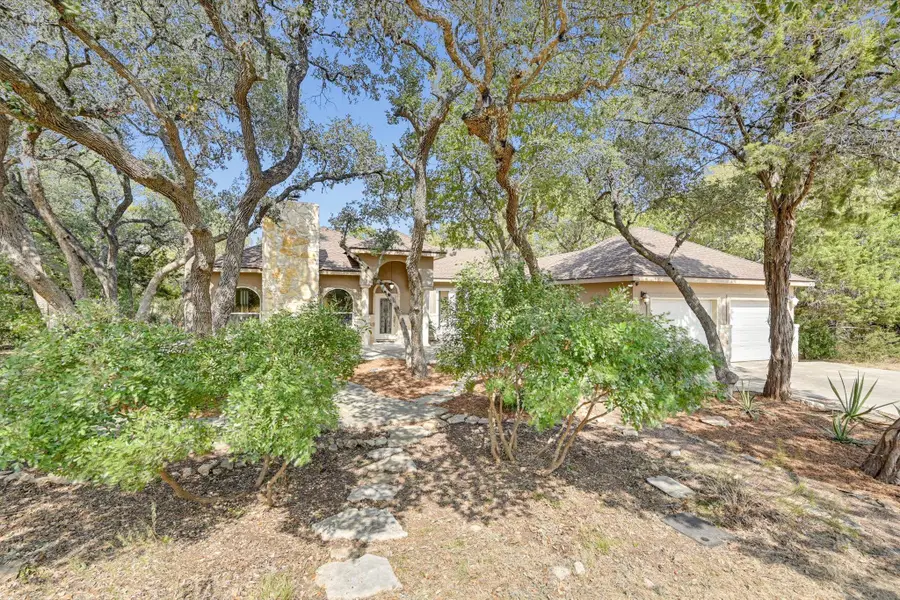 34 Wood Glen Dr, Wimberley, TX 78676 - Image #2