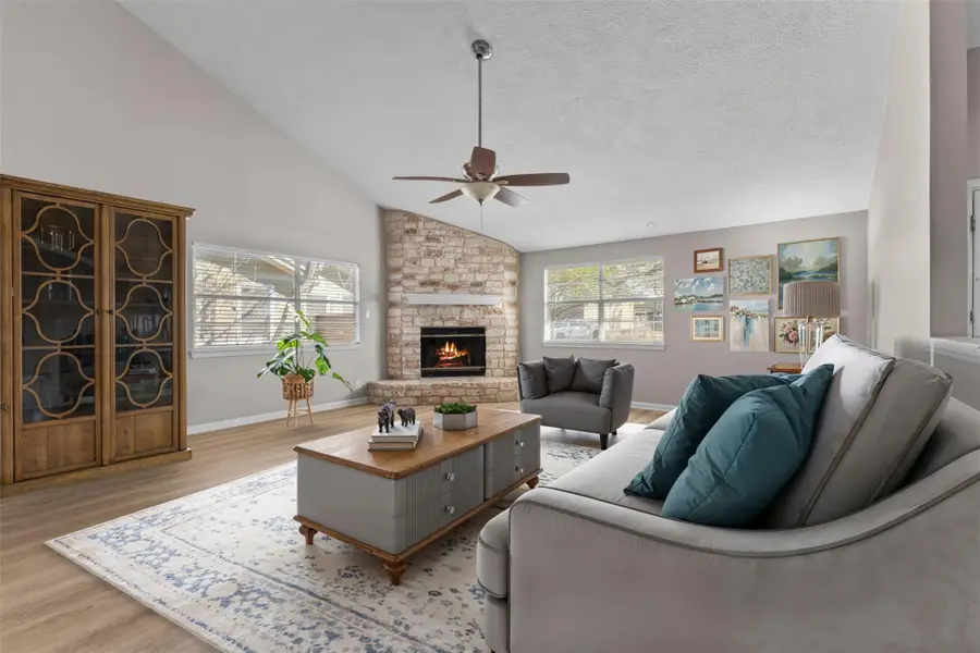 102 N Austin St, Buda, TX 78610 - #3