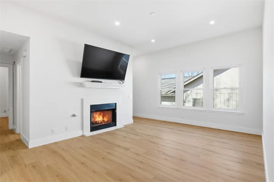 9019 Wellesley Dr, Austin, TX 78754 - #3