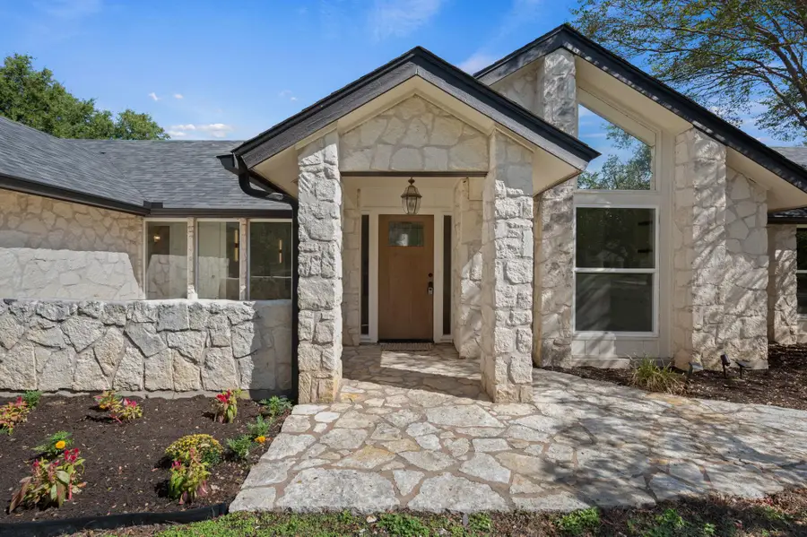 509 W Esparada Dr, Georgetown, TX 78628 - #2