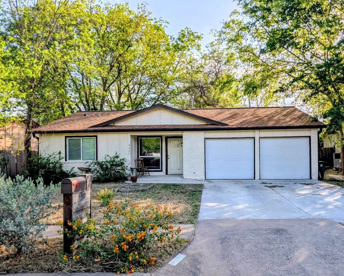 4407 Dovewood Dr, Austin, TX 78744 - #1