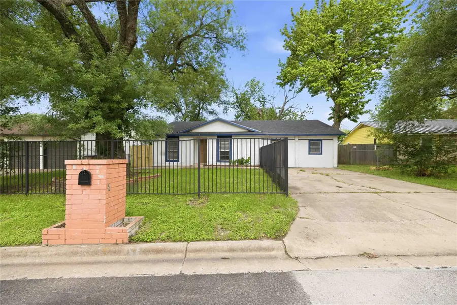 4502 Turnstone Dr, Austin, TX 78744 - #3