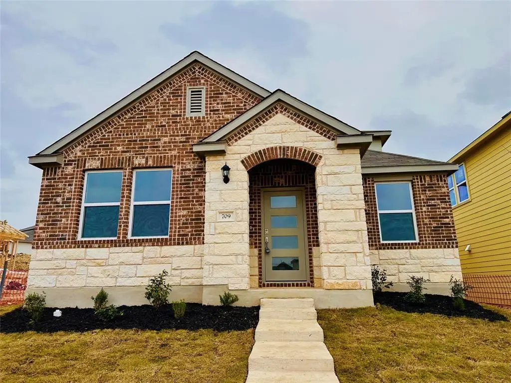 709 Long Run, Liberty Hill, TX 78642 - #1