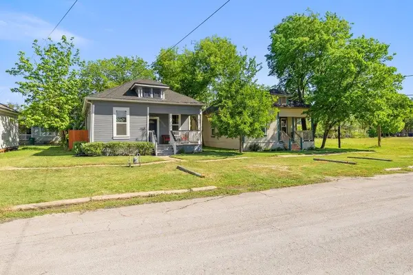 314 and 312 W 3rd St, Taylor, TX 76574