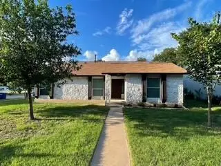 4600 Cedargrove Dr, Austin, TX 78744 - #1