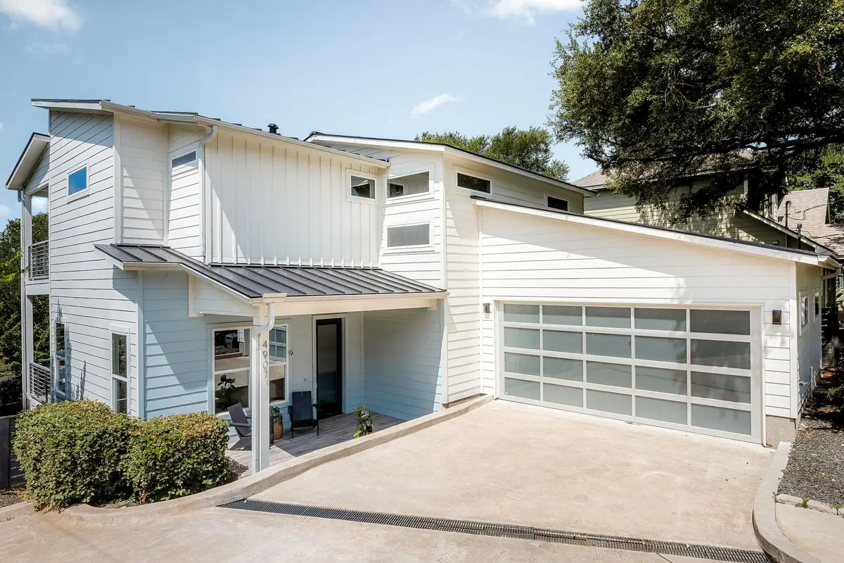 4907 Mendoza Dr, Austin, TX 78721 - #1