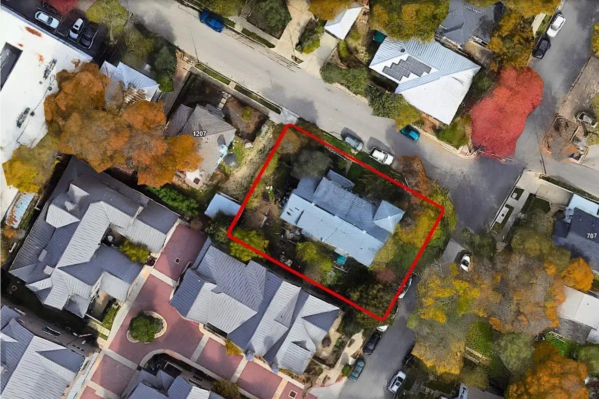 1201 W 8th St, Austin, TX 78703 - #1