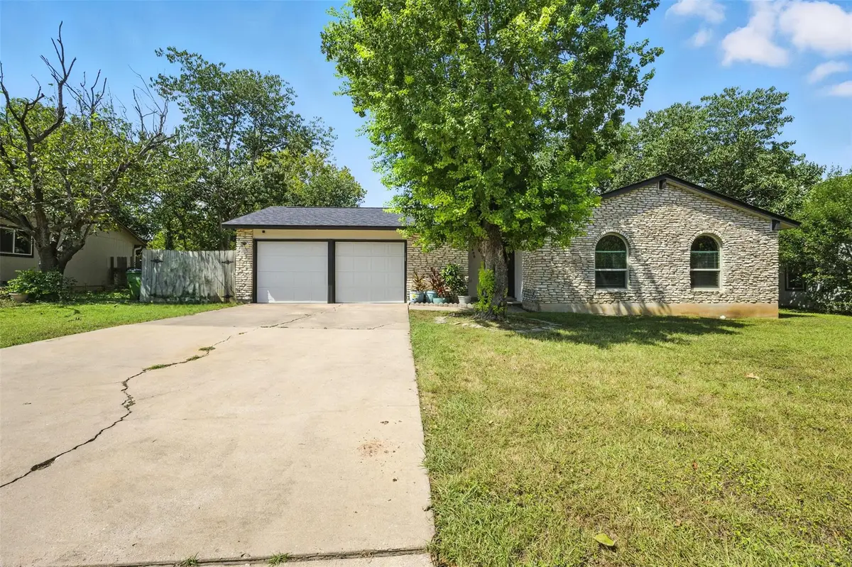 1400 Meadows Dr, Round Rock, TX 78681 - Image #1