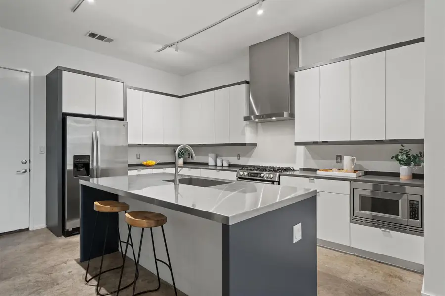 900 Brentwood St #A, Austin, TX 78757 - #3