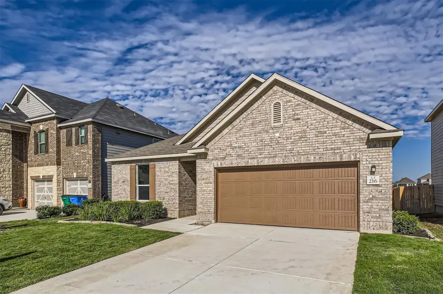 216 Deer Crest Dr, New Braunfels, TX 78130 - #2