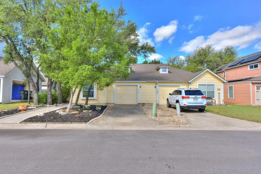 1410 E 3rd St, Georgetown, TX 78626 - #3