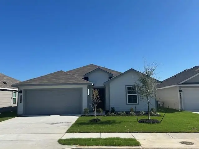 214 Perry Pl, Rockdale, TX 76567 - #1