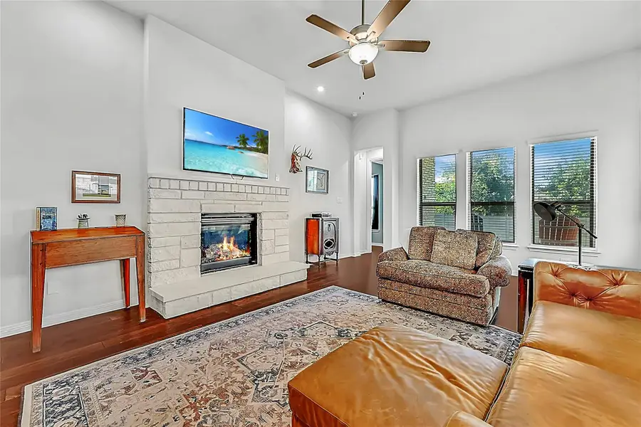 204 Belford St, Georgetown, TX 78628 - #3