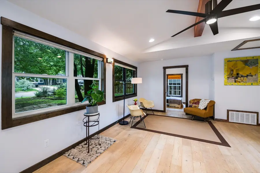 1807 Pasadena Dr, Austin, TX 78757 - #3