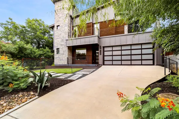 2414 Kinney Rd, Austin, TX 78704