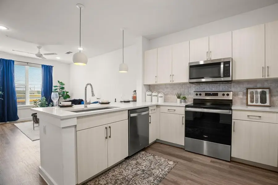 6324 N Lamar Blvd #212, Austin, TX 78752 - #2