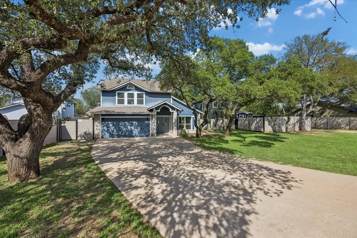 7905 & 7907 Tiffany Dr, Austin, TX 78749 - #1