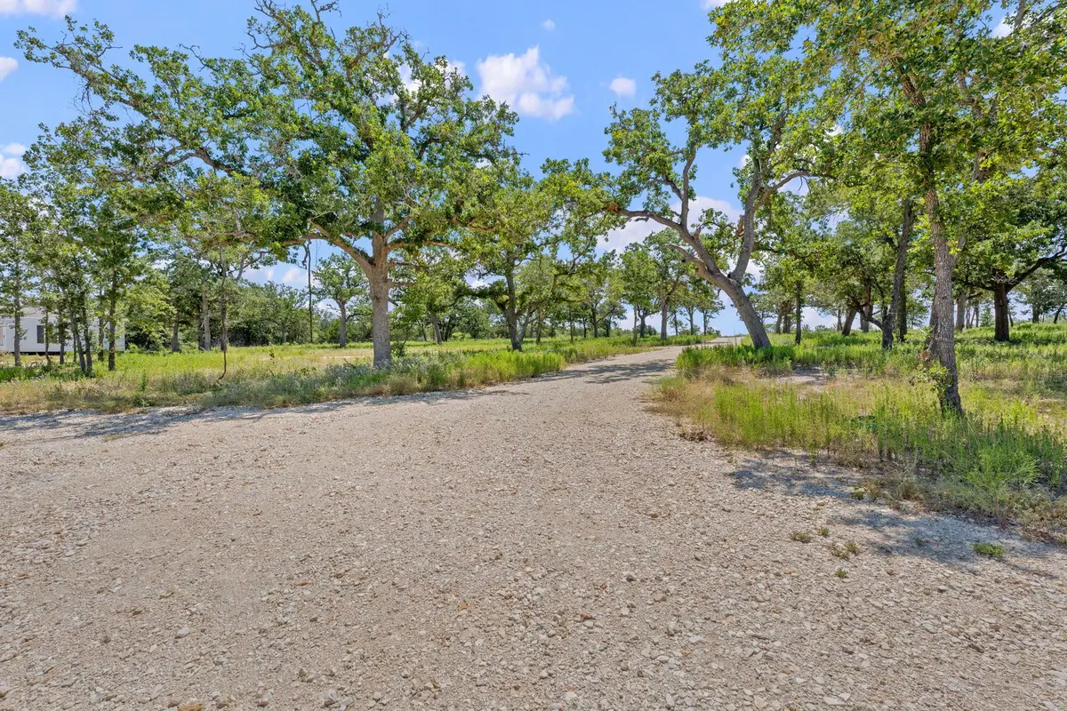 1385 Pettytown Rd, Dale, TX 78616 - Image #1