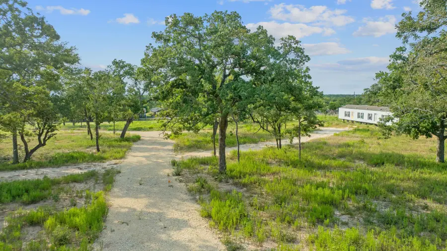 1385 Pettytown Rd, Dale, TX 78616 - Image #2