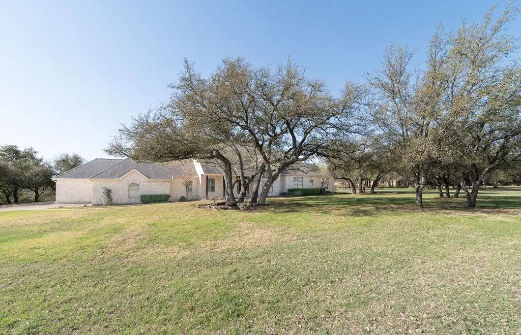 517 Park Place Dr, Georgetown, TX 78628 - #1