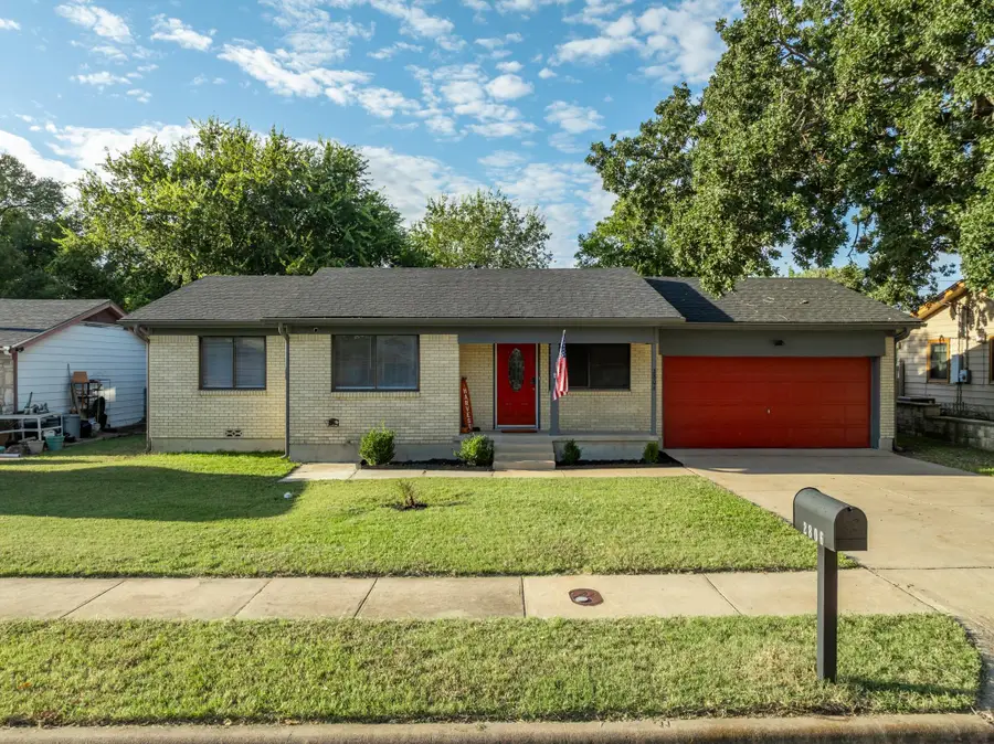 2806 Live Oak Dr, Copperas Cove, TX 76522 - Image #2